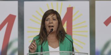 El Gobierno argentino dice que la Justicia debe aclarar el caso del avión retenido