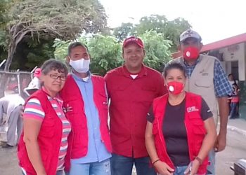 Realizan jornadas médicas a pobladores de El Cenizo.