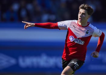 Pablo Torre, la nueva perla del fútbol español, se viste de azulgrana
