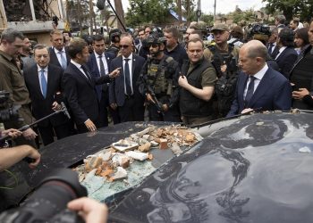 Líderes europeos llevan a Zelenski en Kiev un mensaje de apoyo