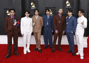 El grupo BTS anuncia una separación temporal