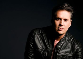 Andrés Brandt se estrena en la música con cover de Guillermo Dávila