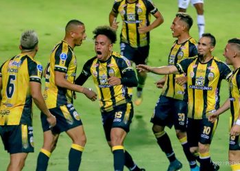 El Aurinegro no pudo con Santos