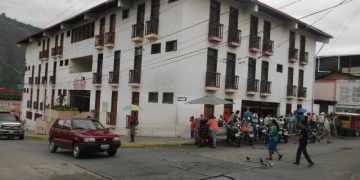 Personal activo y jubilado de la alcaldía de Boconó reclama pago de quincena