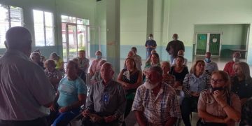 Magisterio trujillano «debate» violación de la contratación colectiva