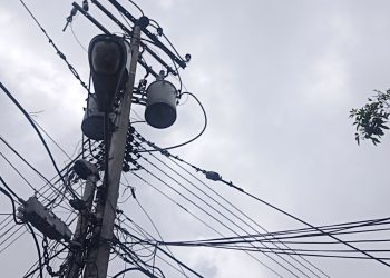 150 familias exigen restablecimiento del servicio eléctrico en Pirineos