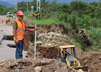 Gobierno regional inicia construcción del muro ciclópeo en Palotal