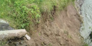 Siete deslizamientos de tierra se encuentran vía los Pueblos del Sur