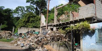 “¡Mamá, Yesiré y la bebé están tapeados!”