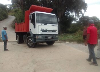 Paleros se alzan en Boconó y exigen 4$ por metro de arena