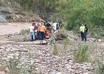 Muere niño de 3 años tras caer al río Torbes por un puente colgante