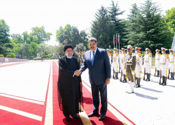 Irán y Venezuela sellan su alianza con un acuerdo de cooperación de 20 años