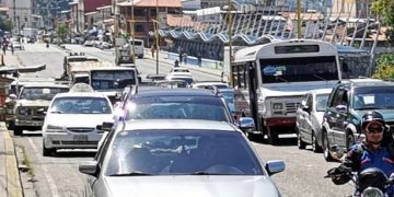 Conductores de transporte público merideños preocupados ante aumento del costo del Gasoil