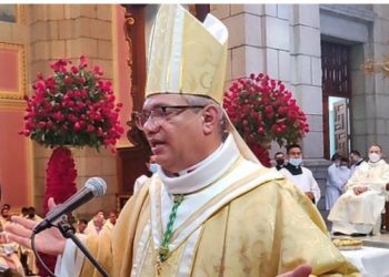 La alegría desbordó la Catedral de Mérida en la Misa de bienvenida al arzobispo coadjutor