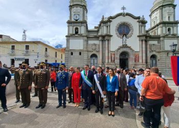 Con Tedeum y parada cívico militar autoridades merideñas conmemoraron los 201 años de la Batalla de Carabobo