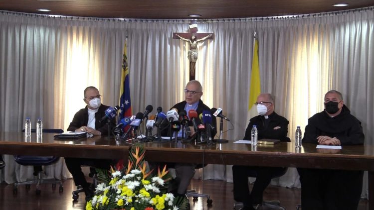 Vista de una conferencia de prensa de la Conferencia Episcopal de Venezuela (CEV), este 6 de julio de 2022. EFE/Captura de video