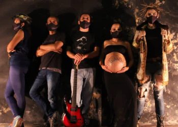 Rock hecho en casa: La banda Flores en las ruinas irrumpe con nuevo álbum