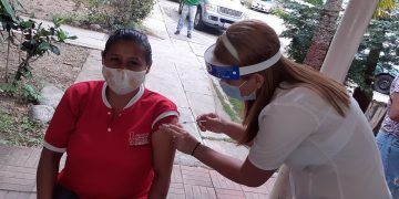Trujillo enfatiza reforzamiento de vacunación anti Covid19