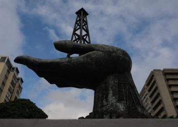 Dos hombres acusados en EE.UU. de lavar 1.200 millones de dólares de PDVSA