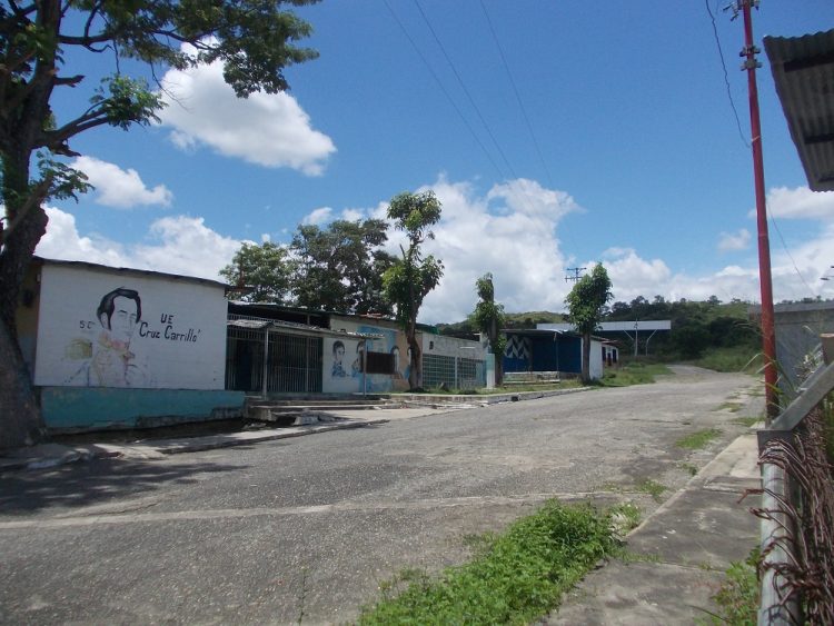 La sede del  Cruz Carrillo de Sabana de Mendoza está en completo abandono