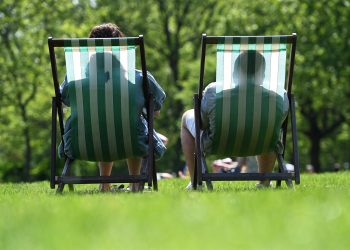 El Reino Unido declara por primera vez la alerta roja por la ola de calor