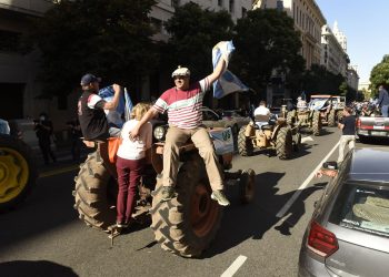 El campo argentino paraliza sus actividades para protestar contra el Gobierno