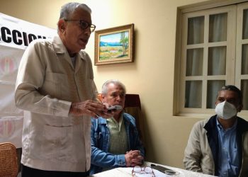 Mora Izarra: si queremos cambiar de gobierno todos los partidos deben participar en primarias
