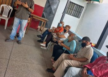 Concejal valerano dispensa segunda visita de trabajo y compartir en el Inass