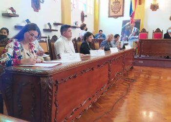 Liliana Guerrero: reforma de la Ley de Administración Pública centraliza más funciones en el Gobernador