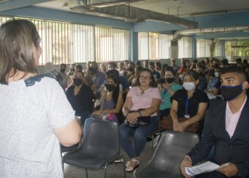 Nurr promueve actualización de conocimientos en ciencias administrativas y contables