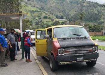 Transportistas se ingenian en contingencia para mejorar servicio 