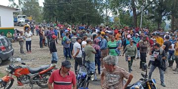 Mineros en Lobatera reclaman ante la paralización de sus actividades por intervención a empresas