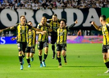 El Aurinegro eliminó al Santos y sella boleto a los cuartos de la Sudamericana