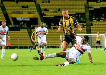 El Aurinegro recibe al líder  Metropolitanos 