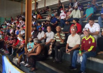 Glorias deportivas presentes en homenaje a Chávez y «Barrio Adentro»