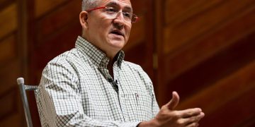 El ELN reitera su disposición a reanudar los diálogos de paz con el Gobierno de Petro