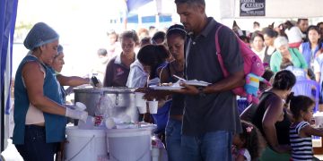 La atención a los venezolanos mejora en América Latina pero demanda más ayuda