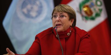 Bachelet reafirma su apoyo a la nueva Constitución chilena