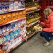 Argentina realiza operativos de control de precios en supermercados del país