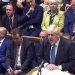Johnson se despide del Parlamento con un «hasta la vista, baby»