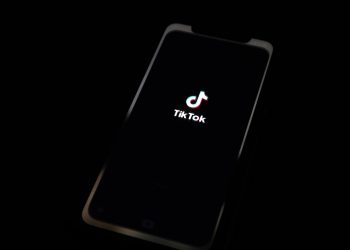 TikTok comenzará a restringir videos por edades