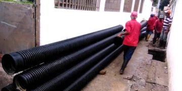 Alcaldía de Valera sustituye red de aguas servidas en Plata III