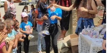 Fuerza Vecinal compartió con niños del sector Los Sin Techos