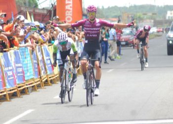ENTRERUEDAS/ Vuelta a Venezuela: Stefano Gandin fue más fuerte en el remate
