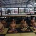 Reclusos de una cárcel de Bangkok encuentran en el muay thai un futuro