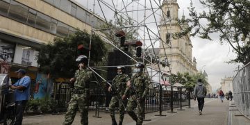 Bogotá se blinda con 15.000 policías y militares para la investidura de Petro