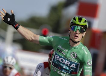 Vuelta a España | Bennett se proclama en Breda rey del esprint, Affini nuevo lider