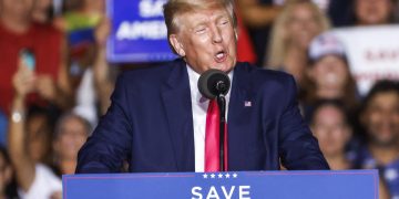 Trump reclama ser restituido como presidente o nuevas elecciones inmediatas