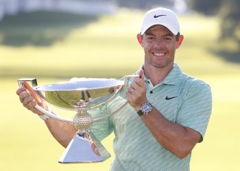 Rory McIlroy se lleva la FedEx Cup y 18 millones de dólares con susto final