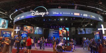 Disney supera a Netflix en abonados a sus plataformas de «streaming»